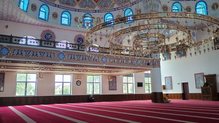 ditib-duisburg-zentralmoschee-12.jpg
